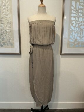 #134 Alice + Olivia Strapless Pleated Taupe Dress with Side Tie